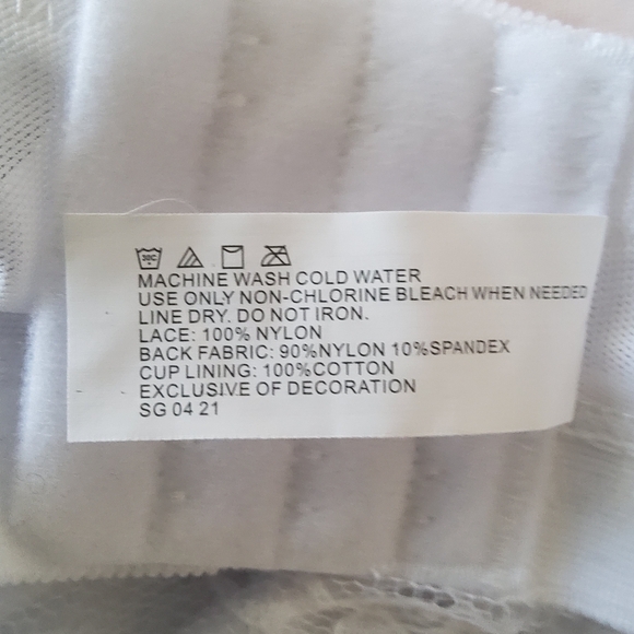 Instant Shaping By Plusform Wireless Unpadded Full Coverage Lace Bra 36A - Picture 5 of 7